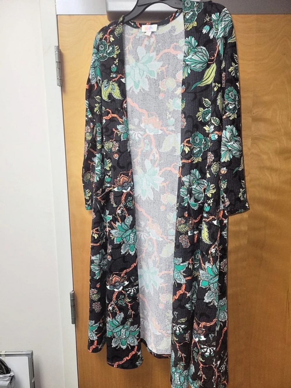 Lularoe Sarah Cardigan Floral Open Front Black & Green Small